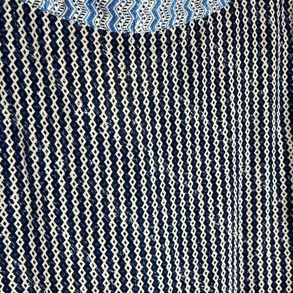 NWT Adorable Blue/Black/White Blouse with Bell Sleeves from DuJour Size Small - Picture 9 of 11